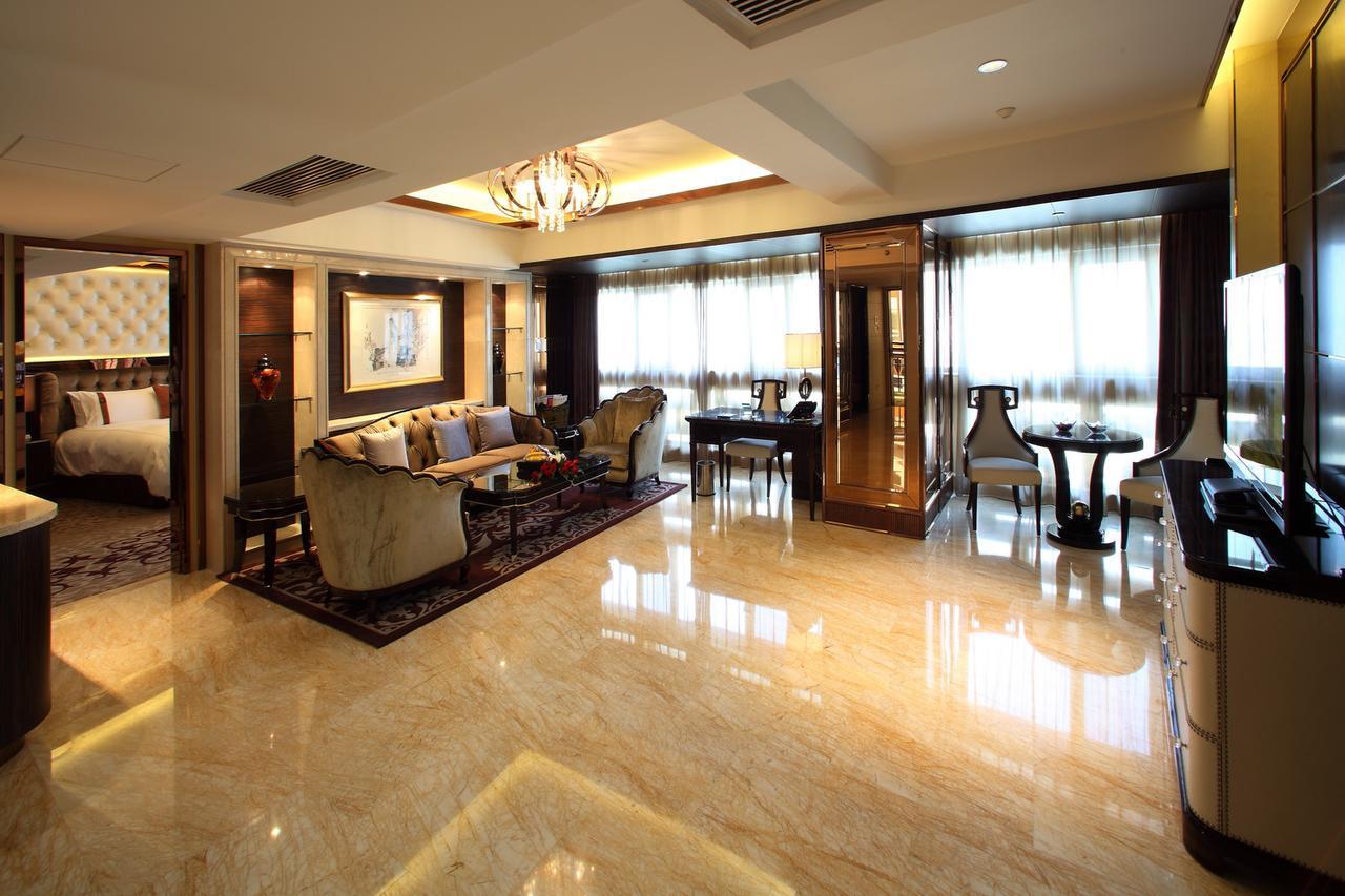 Shan Dong Hotel 済南 エクステリア 写真