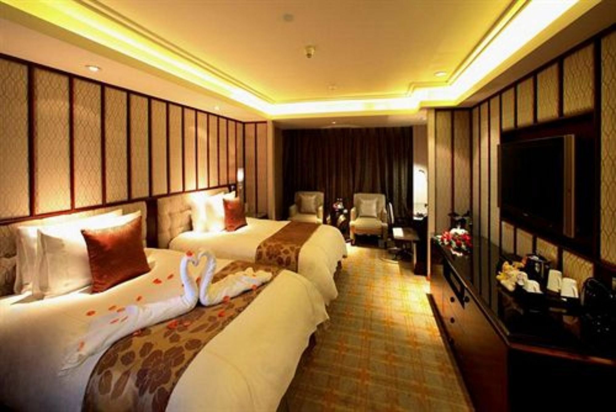 Shan Dong Hotel 済南 エクステリア 写真