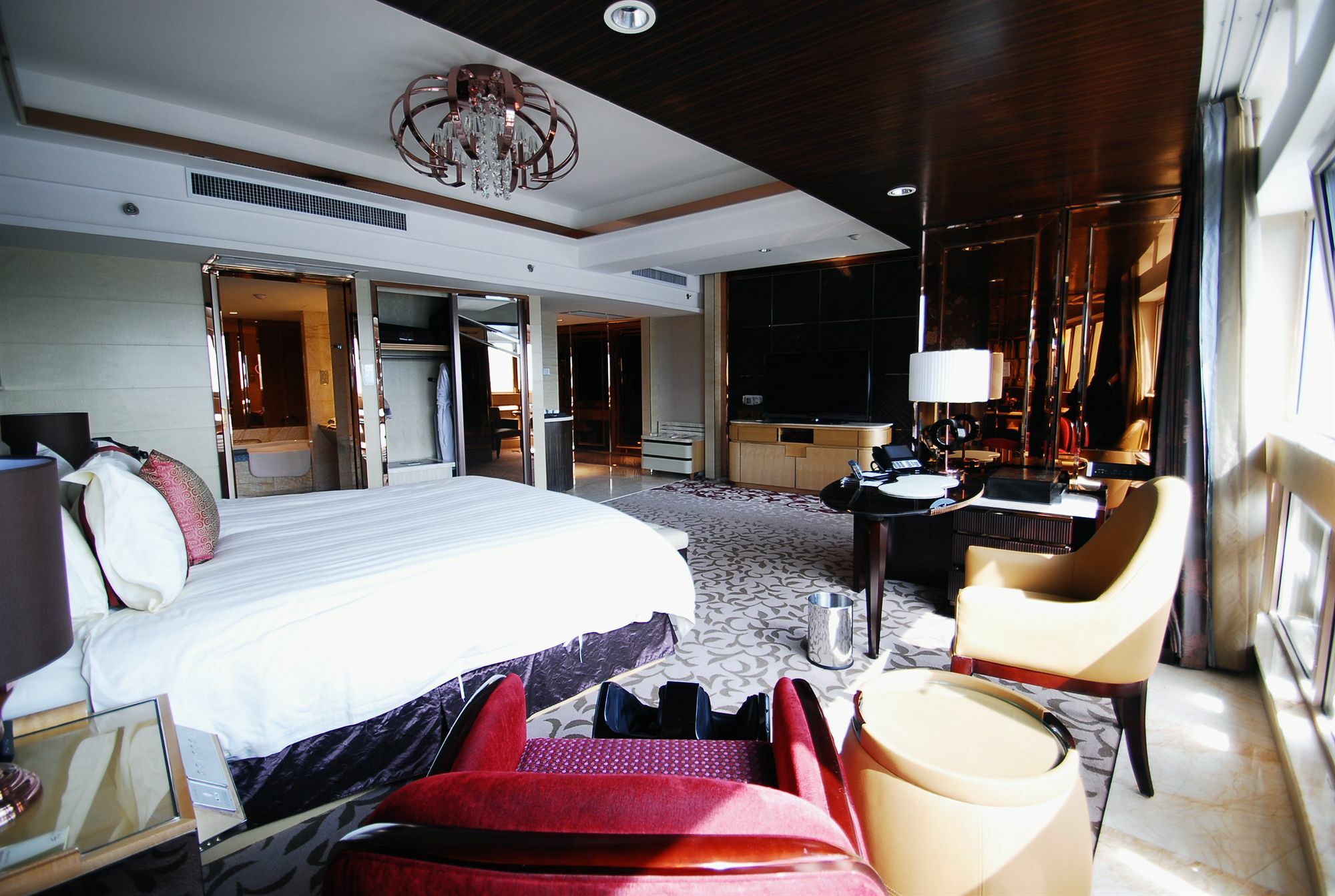 Shan Dong Hotel 済南 エクステリア 写真